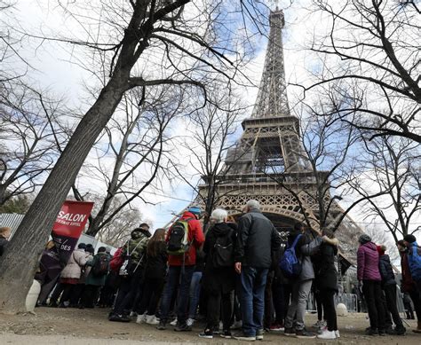 Paris Nouvelle Menace De Gr Ve La Tour Eiffel