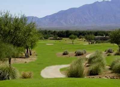 Torres Blancas Golf Club in Green Valley