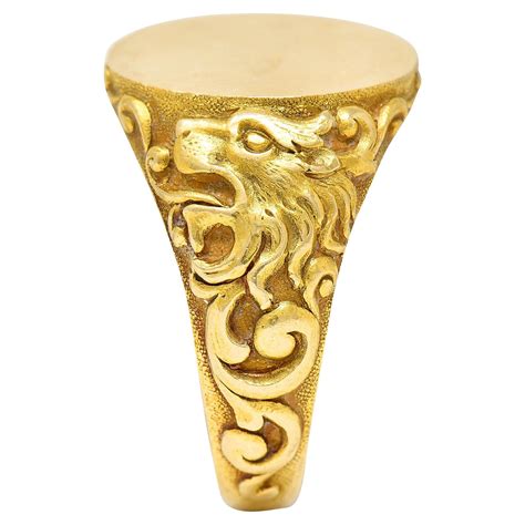 Tiffany And Co Art Nouveau 18 Karat Gold Unisex Lion Signet Ring At 1stdibs Tiffany Signet