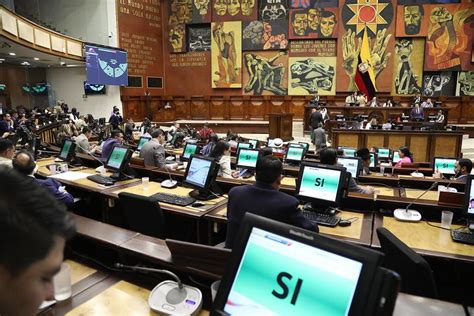 Legislativo De Ecuador Aprueba Cambios A Ley De Movilidad Humana Foto Post Noticias Prensa