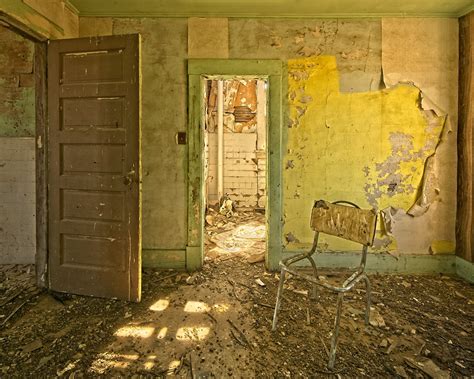 Abandoned Farmhouse 1377 A Interior Of An Abandoned Farmho Flickr