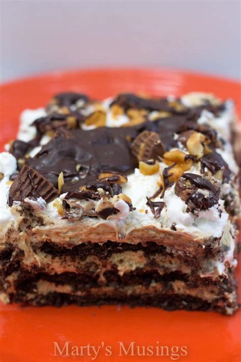 Chocolate Lasagna With Peanut Butter Cups