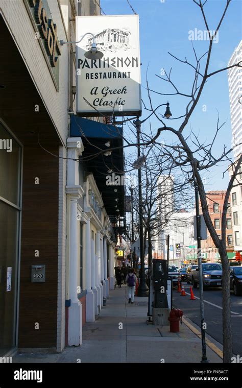 Greektown Restaurants Chicago Illinois Hi Res Stock Photography And