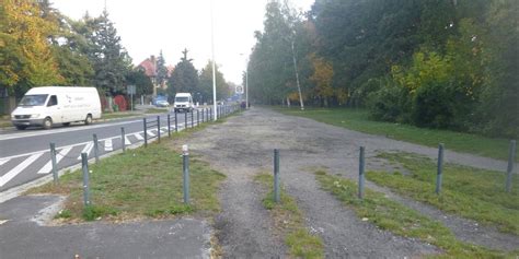 Budowa Chodnika W Ul Paderewskiego Brakuj Cy Odcinek Po Stronie