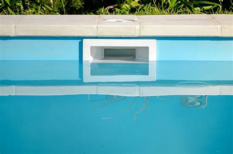 Por qué es importante el skimmer en la piscina