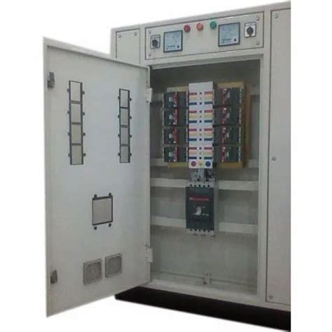 Three Phase Electric MCCB Panel Ip Rating Ip54 220 440 V At 4500