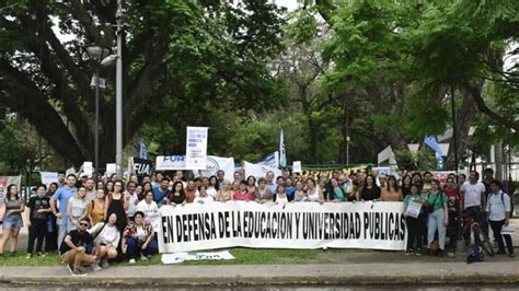 Marcha Universitaria En Corrientes Suspicacias De Por Qu La