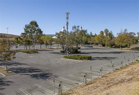 Parking Lot At Shoreline Amphitheatre Performance Space In In