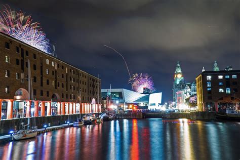 Fireworks at the waterfront : Liverpool