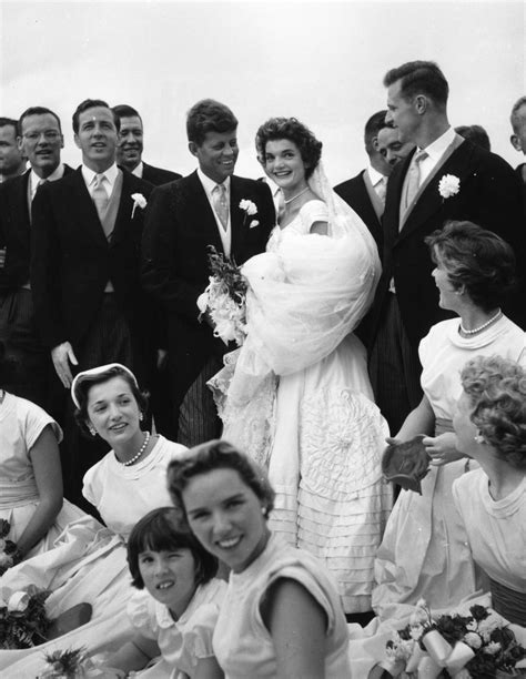 A Look Back At Jfk And Jackie Kennedys Wedding Day In Photos Jackie