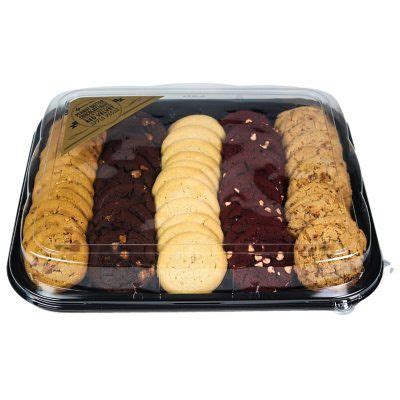 Member's Mark Holiday Cookie Tray, Assorted Flavors (60 ct.) - Sam's Club | Desserts, Fresh ...