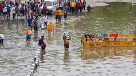 Heavy Rains And Floods Wreak Havoc In Many States Of North India Red