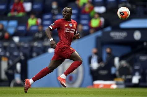 Henri Camara Sadio Mané Mérite Le Trophée Du Meilleur Joueur De