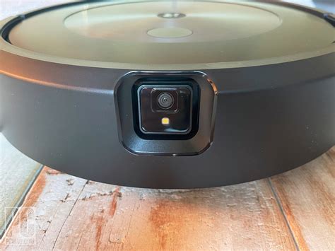 iRobot Roomba j7+ Review | PCMag