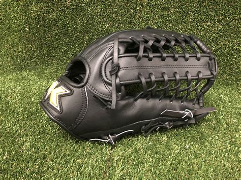 Outfield Standard Glove Kachi Sports