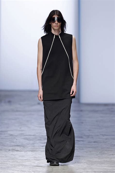 Rick Owens Menswear Fashion Show Collection Spring Summer