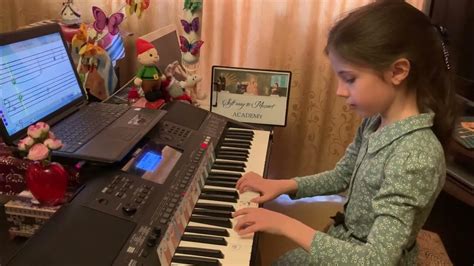 Liza. Чтение нот с листа на 5 презентации: "Coventry Carol" - YouTube