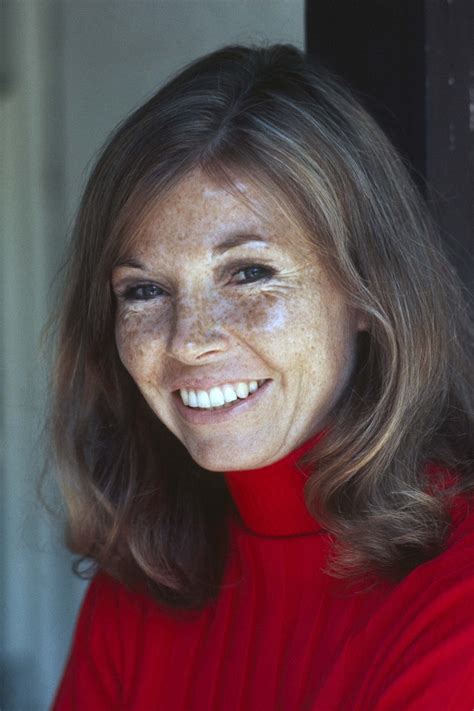 Biography and Public Records for Patricia Mueller 17