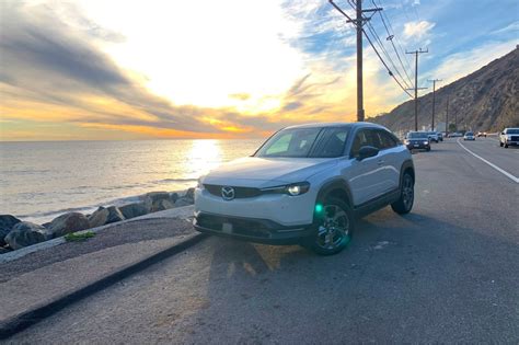 Tested 2022 Mazda Mx 30 Barely Tops 100 Miles Of Range Edmunds