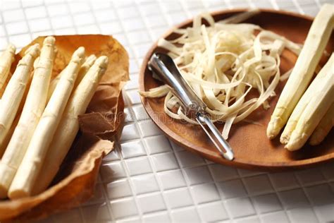 White Asparagus Season Has Arrived Stock Photo Image Of Vegan