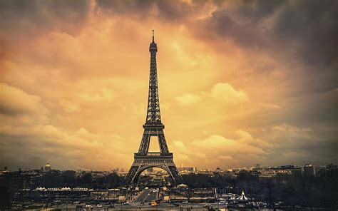 París Torre Eiffel noche puesta de sol Nubes capital Paisaje