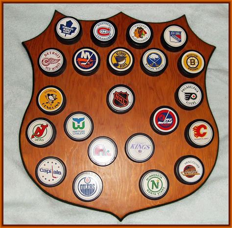 1980's -- NHL PUCK DISPLAY ( Texaco ) | Collectors Weekly