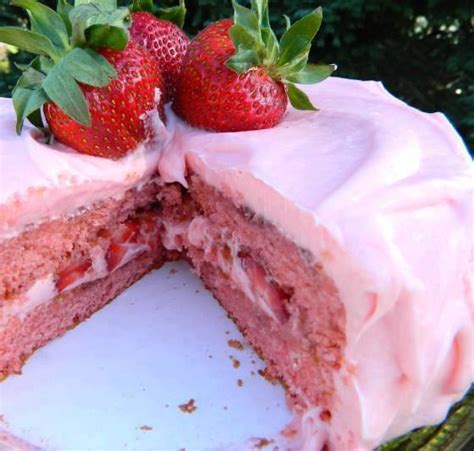 Southern Strawberry Cake Phitip Recipes