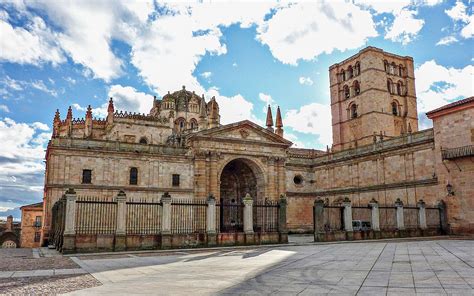 Zamora Cathedral - Wikipedia