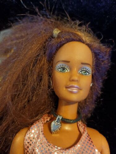 2003 Barbie Doll CALI GIRL TERESA Tanned Crimped Hair Brunette Genuine