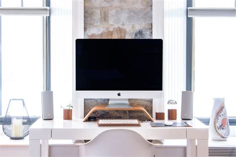 What to Bring to Work: 11 Desk Accessories for a Productive Return to ...