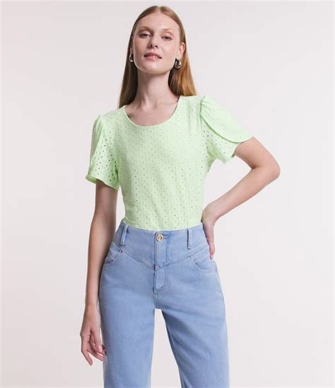 Blusa Em Laise Manga Bufante E Detalhe Sobreposto Verde