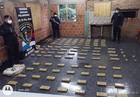 Secuestraron Ladrillos De Marihuana En La Zona Costera De Capiov