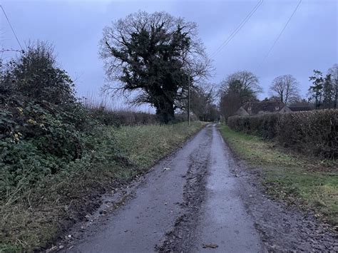 View Along Berrydown Lane Mr Ignavy Cc By Sa Geograph Britain