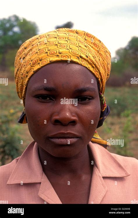 1 One Zimbabwean Woman Adult Woman Eye Contact Front View