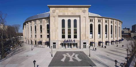 Orioles Fans in Yankee Stadium - Bird's Eye View