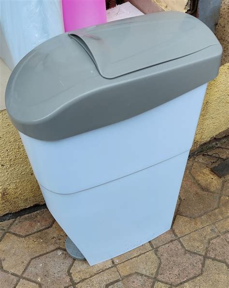 Sanitary Bins - Bathroom Waste Bins Latest Price, Manufacturers & Suppliers