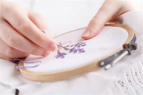 The 6 Best Embroidery Thread Brands in 2023 - shelf