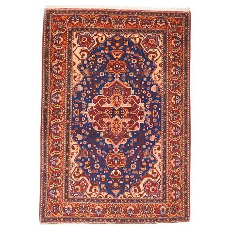 Vintage Pictorial Persian Isfahan Rug At 1stdibs