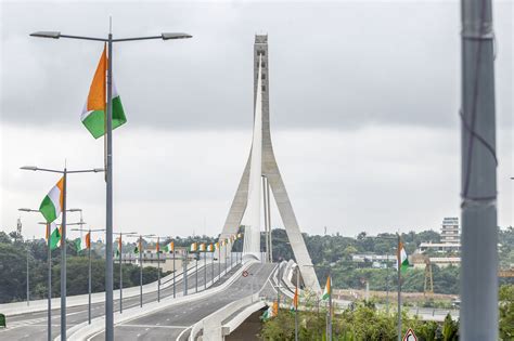 C Te Divoire Ouvert La Circulation Le Me Pont Dabidjan Baptis