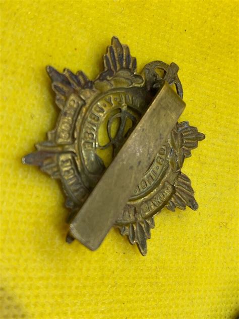 Ww1 Ww2 British Army Royal Army Service Corps Brass Gvi Cap Badge For Sale The Militaria Shop