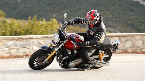 Honda CB 1100 RS Kawasaki Z 900 RS Und Yamaha XSR 900 Im Test