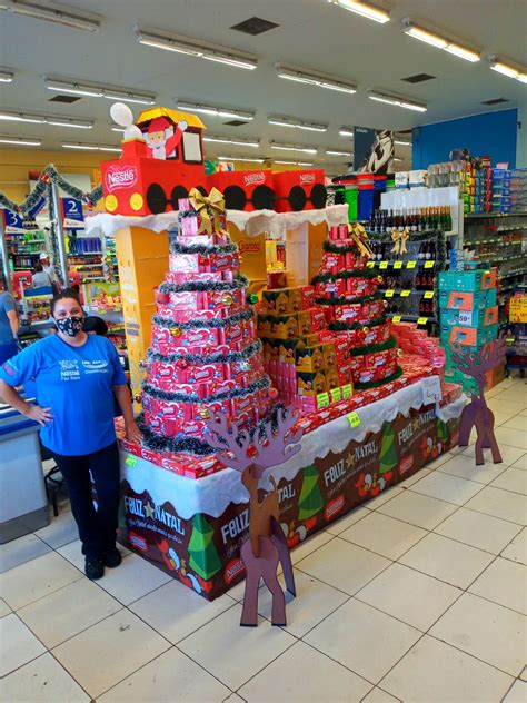 Natal Nestl Merchandising Displays Neche Christmas Holidays