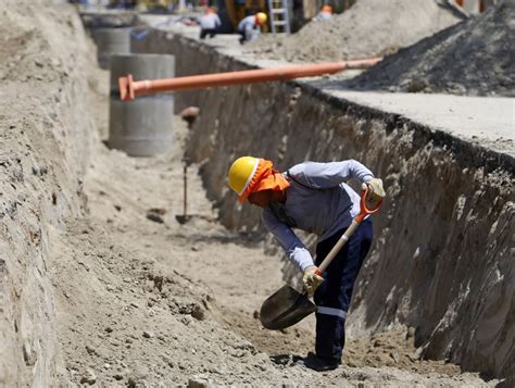 Resaltan Ejecuci N De Tres Proyectos De Saneamiento Urbano En Cajamarca