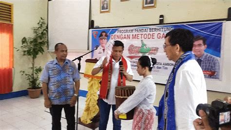 Guru Dan Siswa Sd Kota Ambon Ikuti Program Pandai Berhitung Pakai