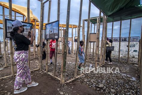 Pameran Foto Di Balik Lensa Anak Pesisir Republika Online