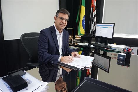 Rodrigo Garcia Assina Acordo Que Destrava O Trem Intercidades Rede