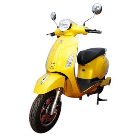 ABS Plastic Yellow Electric Scooter, Lithium Ion Battery at Rs 81700 in Patna