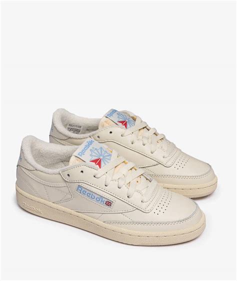 Reebok Womens Club C 85 Vintage En Color Beige Svd