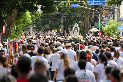 Saiba O Que O C Rio De Nazar Celebra O Que Acontece H Mais De