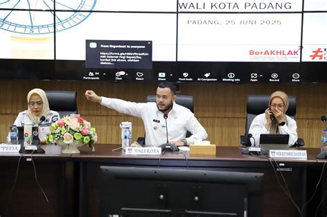 padang targetkan predikat aa  indeks rb fokus budaya kerja